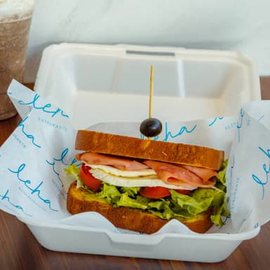 Sándwich Brioche de Jamón de Pavo