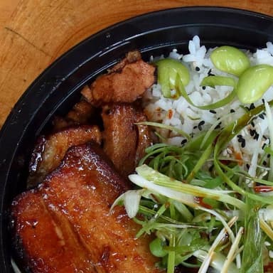 Donburi de Cerdo Chasu