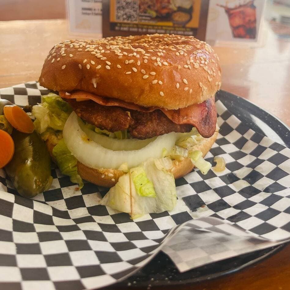 Hamburguesa Especial al Carbon