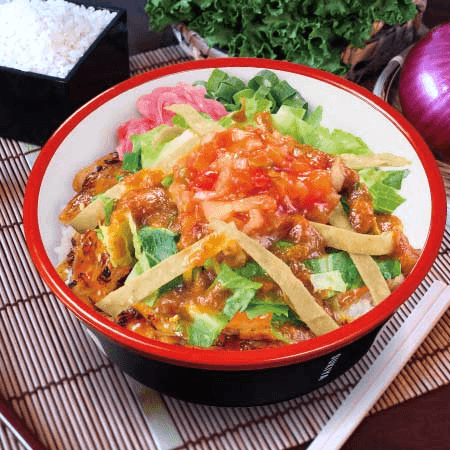 Azteca con Salsa Mexicana