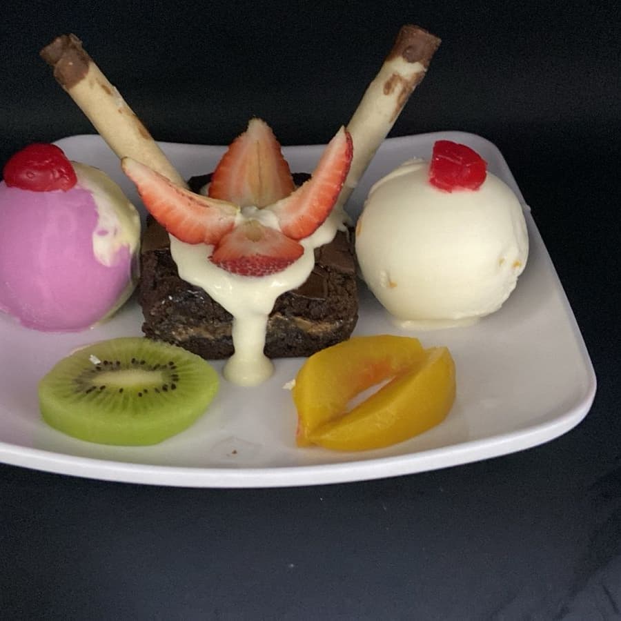 Brownie con Helado