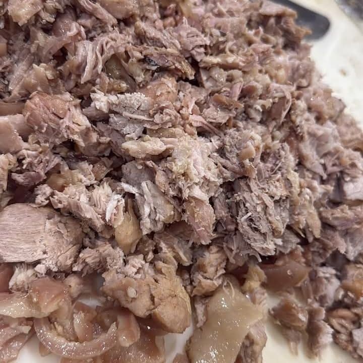 1/2 De Carnitas Michoacanas