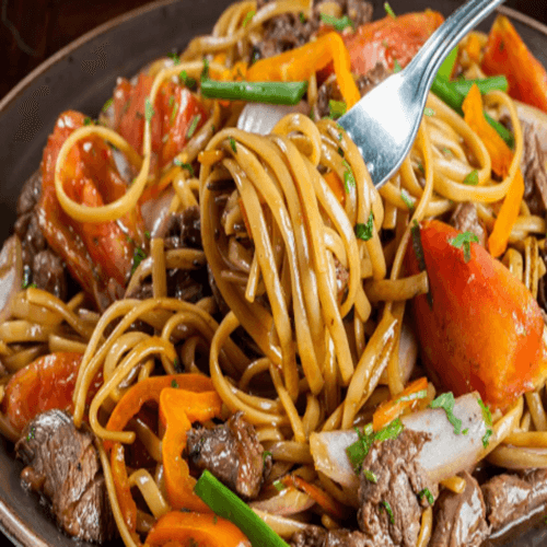 Tallarín Saltado con Carne
