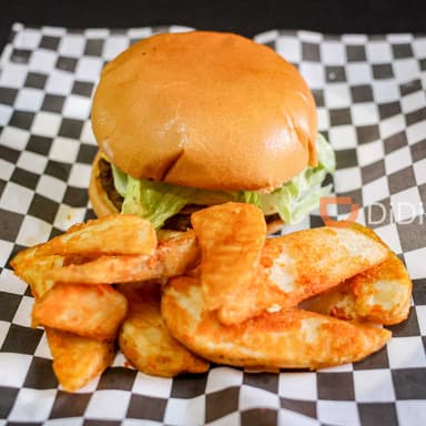 Hamburguesa Sencilla con Papas