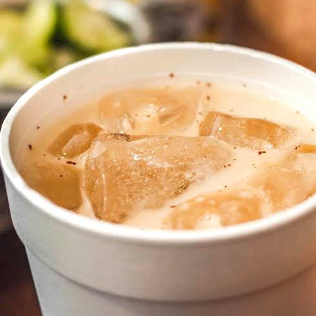 Litro Agua Horchata con Leche Clavel.