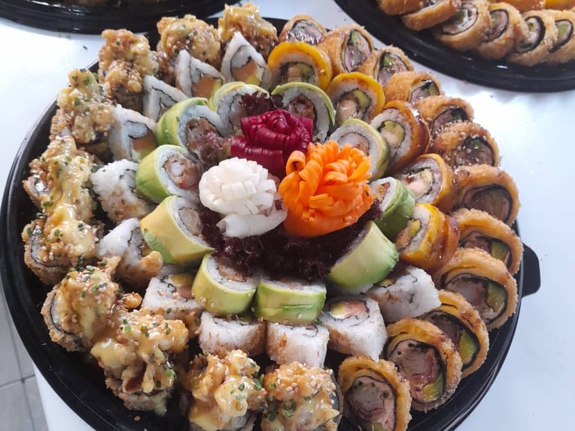 Kamakura Sushi y Poke