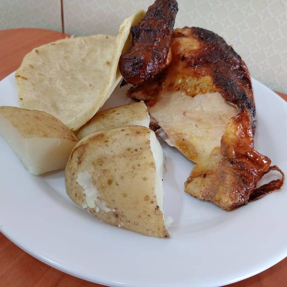 Cuarto de Pollo Asado Pechuga ala