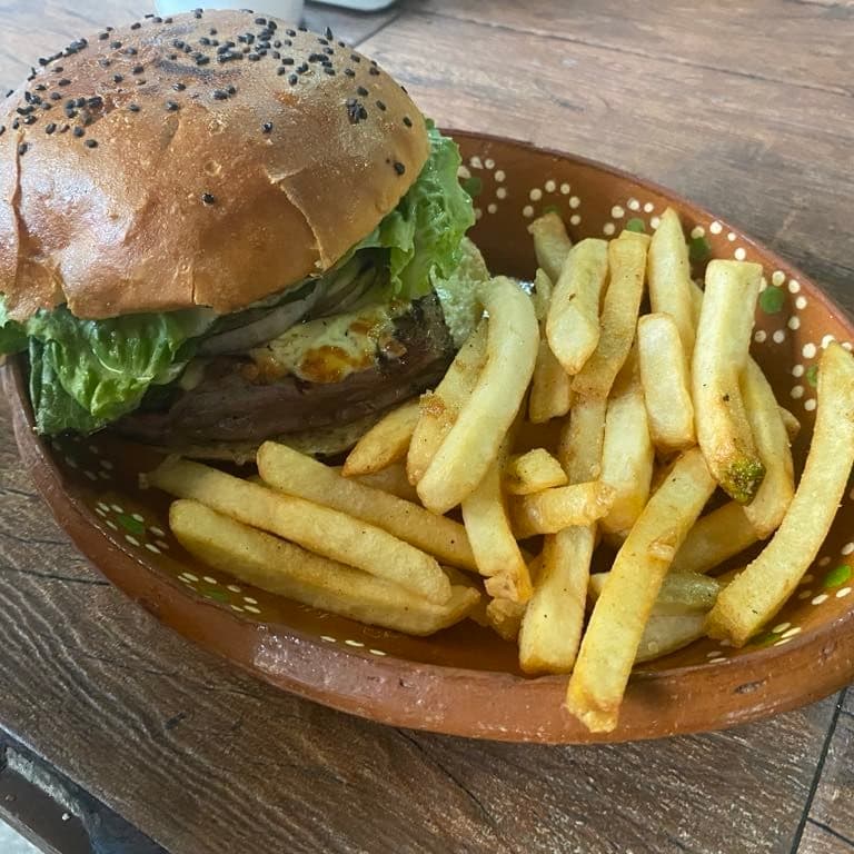 Hamburguesa 5 oz con Queso