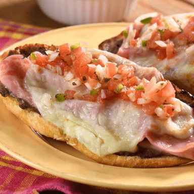 MOLLETES CON COMPLEMENTO A ELEGIR