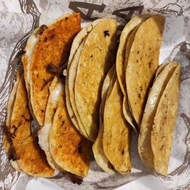 Combo-QuesaBirrias Y Dorados