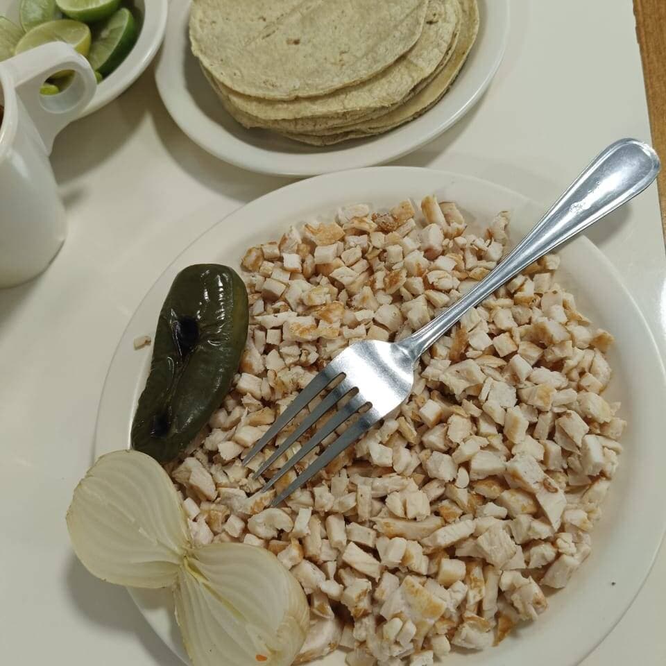 Orden de 6 Tacos de Pechuga