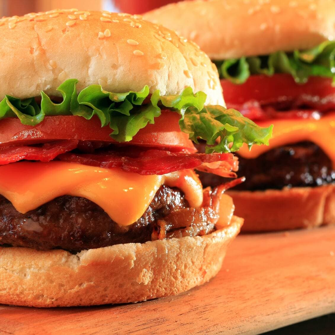 COMBO DUO BURGUERS CON PAPAS & Bebidas