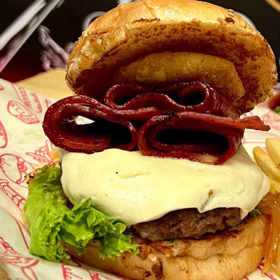 Hamburguesa con Tocineta