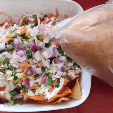 Chilaquil Box Roja Especial