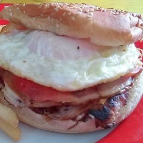 Deli Burger Huevona