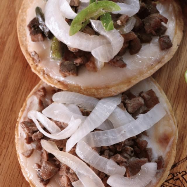 TOSTAO CARNE ASADA