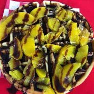 Waffle de Durazno y Hersheys
