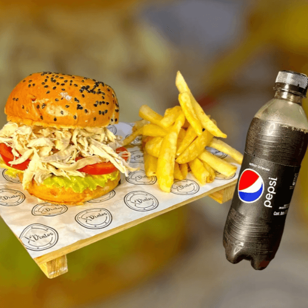 Cena Sándwich Pollo Deshilachado