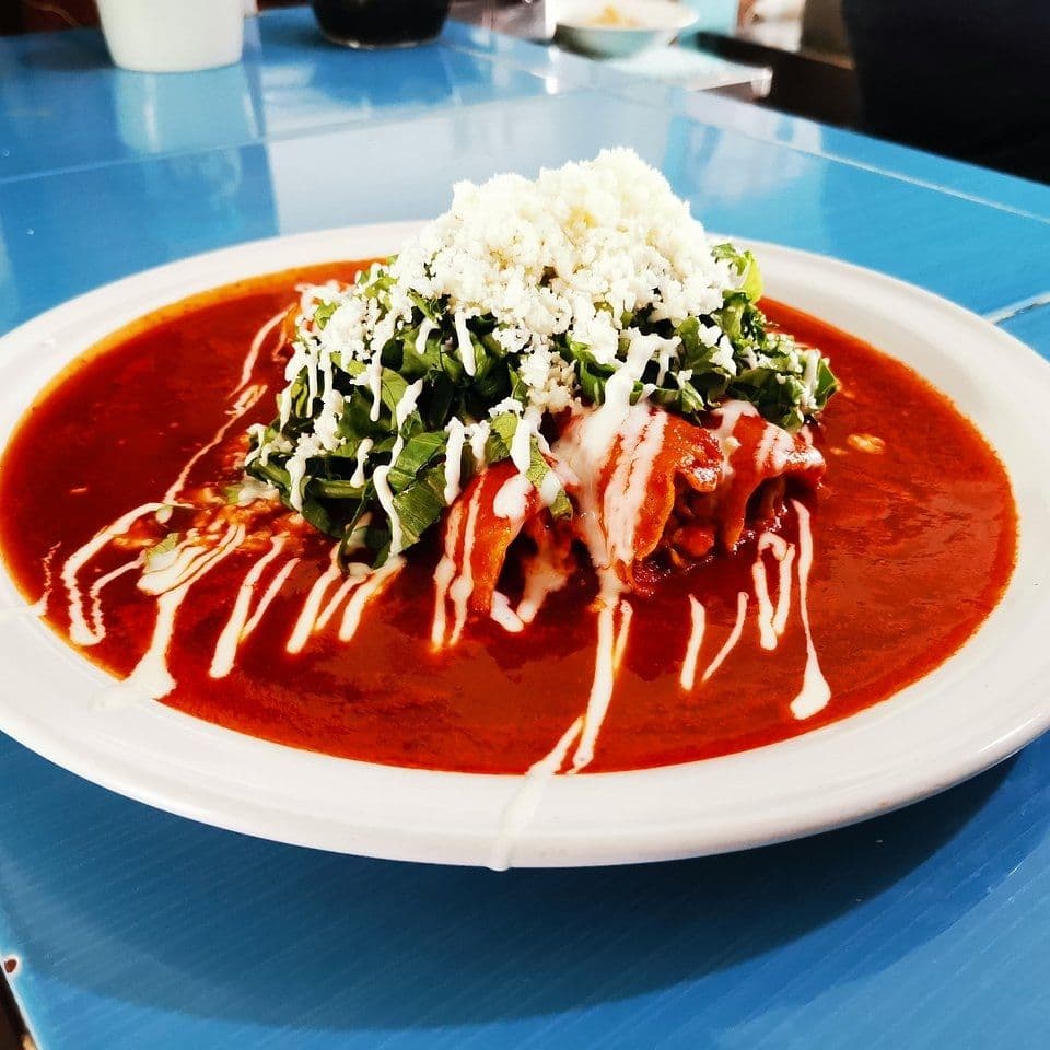 Enchiladas Arrieras + POSTRE SORPRESA