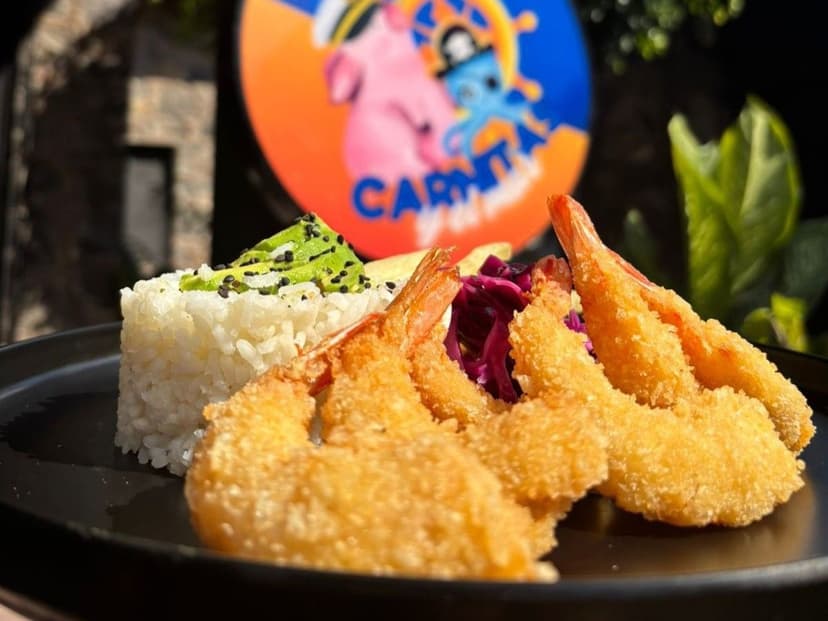 Las Carnitas y El Mar