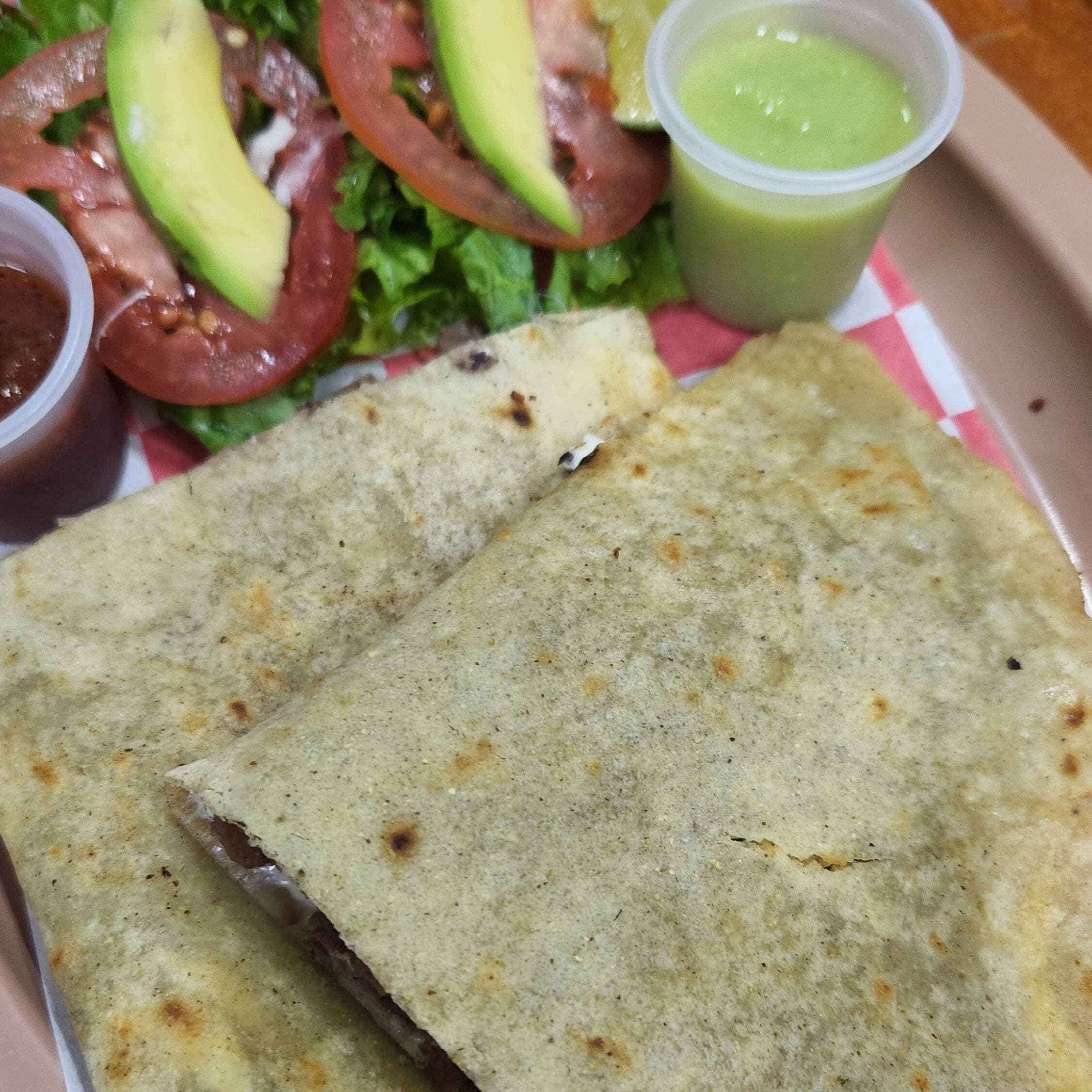 QUESADILLA DE BISTEC