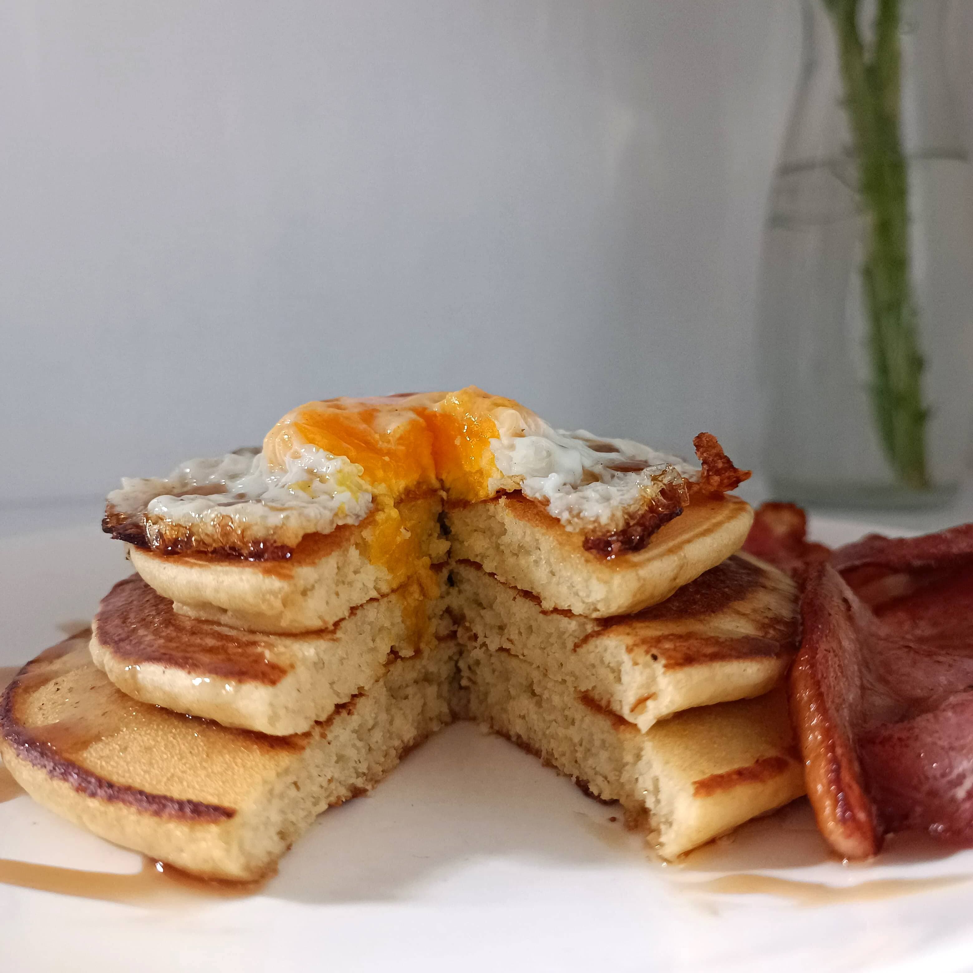 Hot Cakes Americanos + Cafe