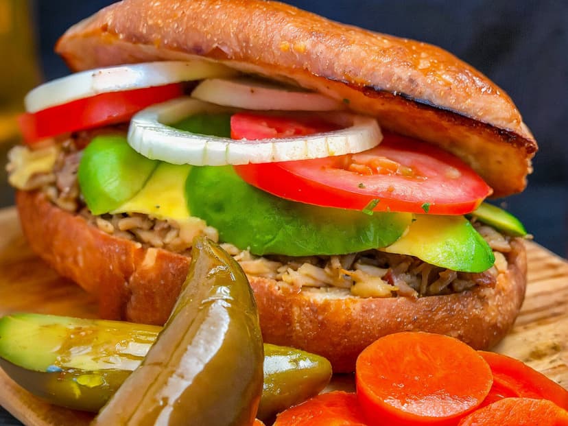 TORTAS SIXTO MADERO