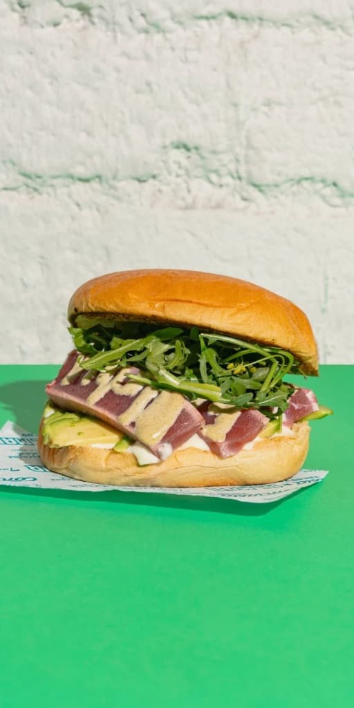 BURGER DE ATÚN PREMIUM
