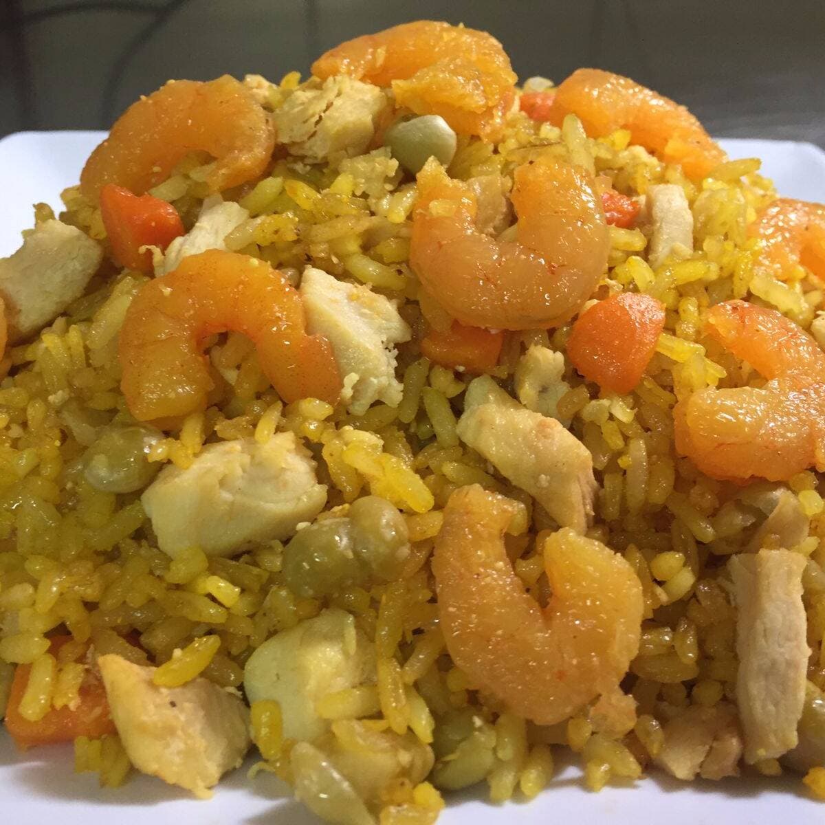 Arroz Camaron y Pollo (Solo arroz)