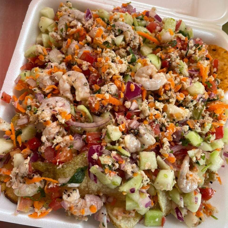 Charola de Ceviche de Pescado y Camarón 2 personas Copiar