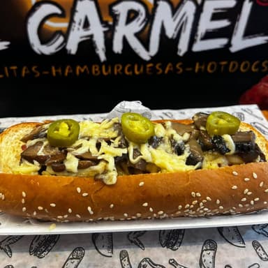 HOT-DOG JUMBO ESPECIAL CON CHAMPIÑONES SALTEADOS