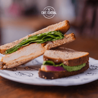 Sandwich de pollo a la parrilla