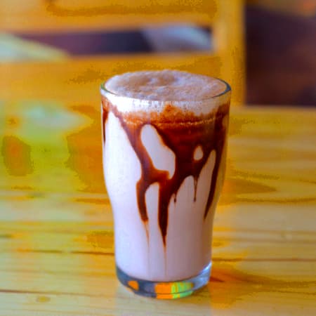 Licuado de Plátano con Chocolate (16 Oz.)