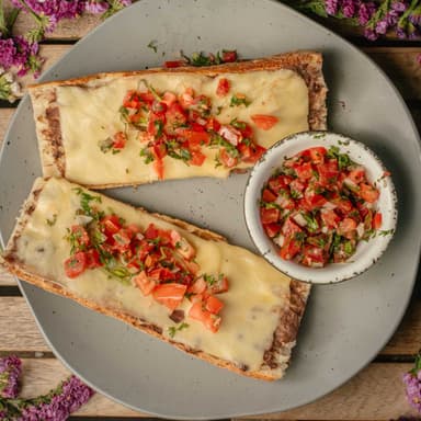 Molletes Amaranto