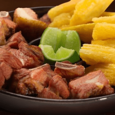 Boca de Chicharrón 250 gramos con yuca