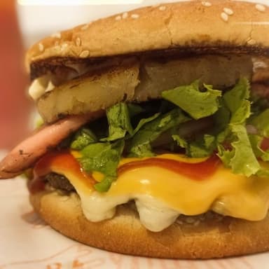 Hamburguesa Hawaiana