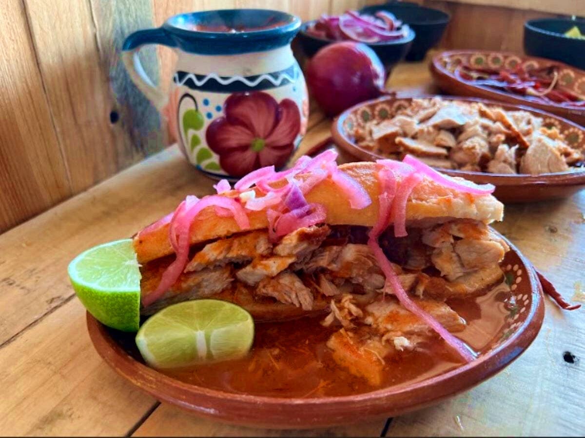 Tortas Ahogadas El Avispero (Mariano Matamoros)