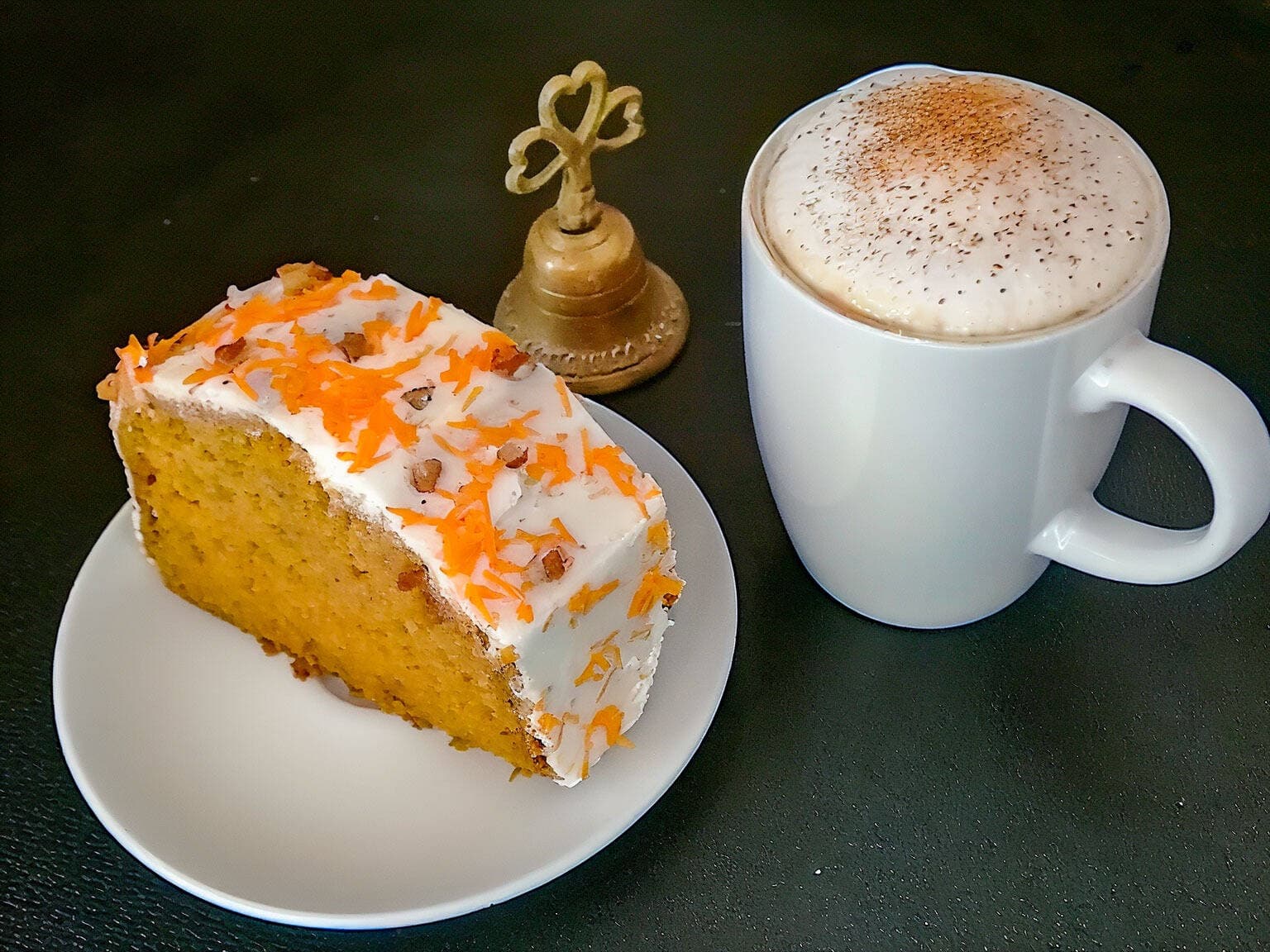 La Campana Café & Bistro