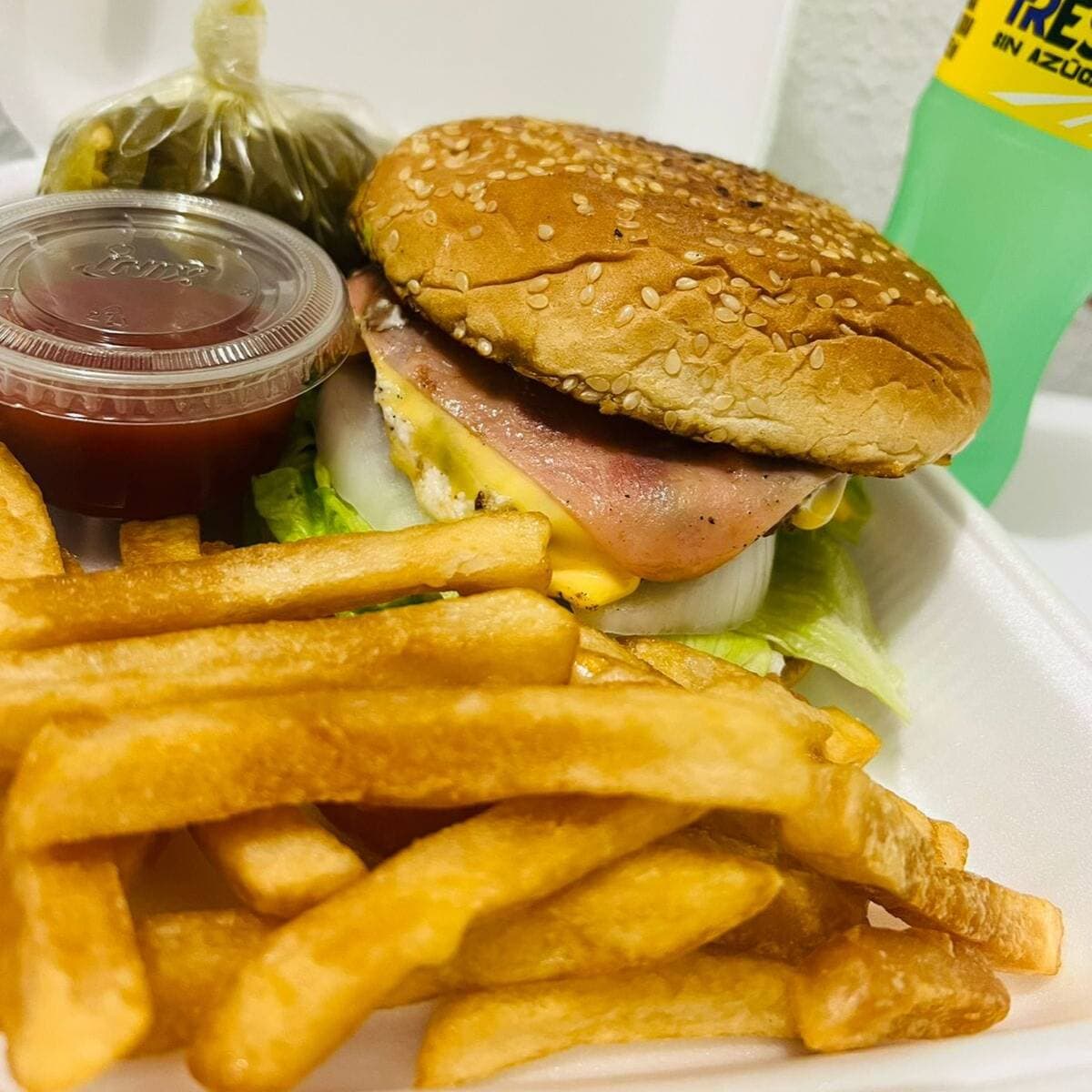 HAMBURGUESA "LA CONTRERAS"