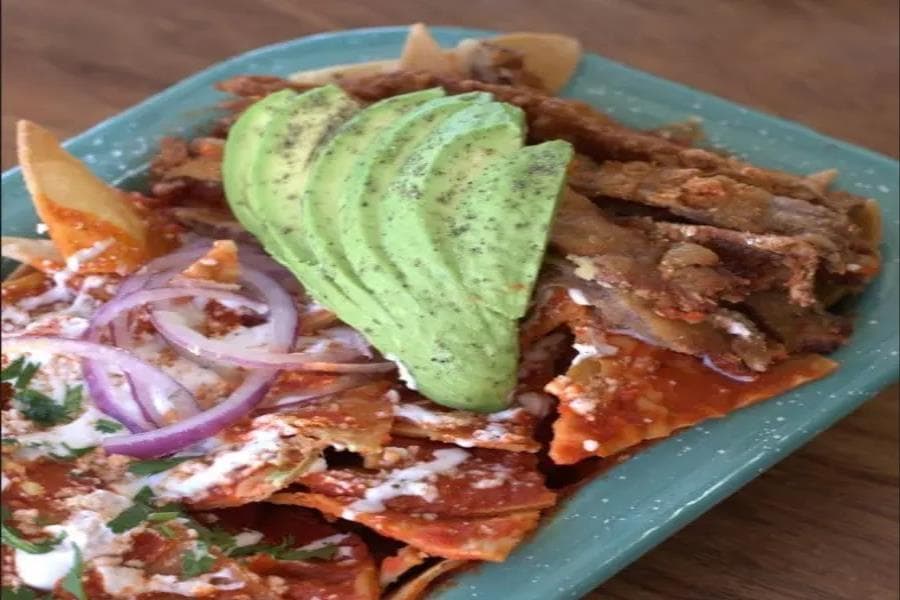 MOLLETES CON MILANESA