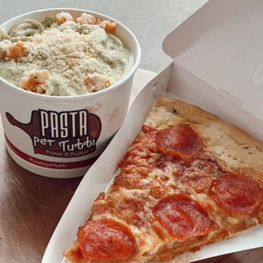 Combo Pasta Camarón + Rebanada Pizza