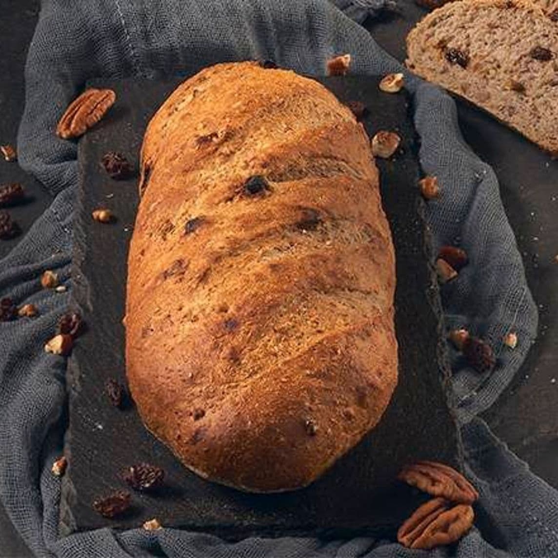 Pan de Nuez y Pasas