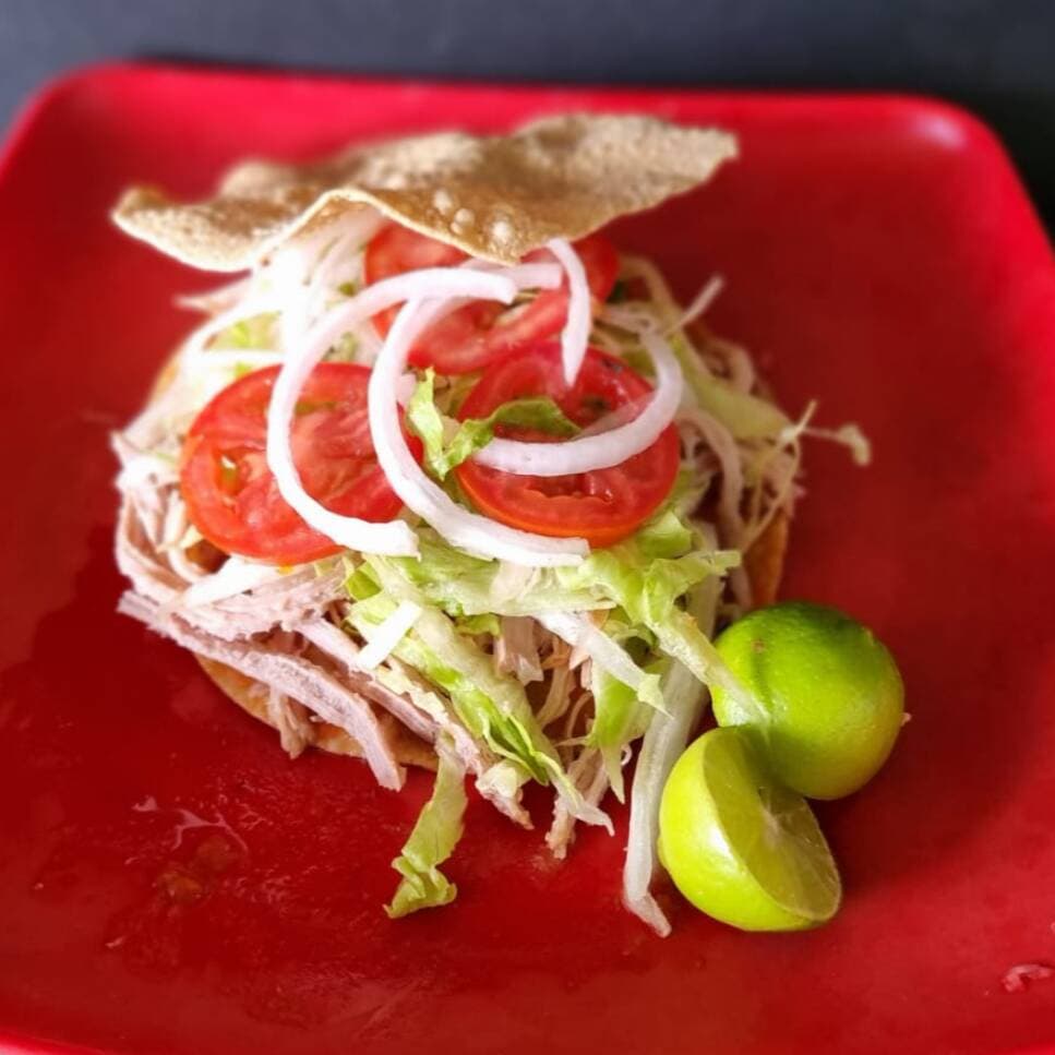 Tostada Chica de Carne
