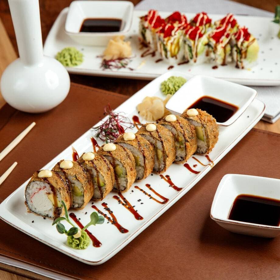 CALIFORNIA ESPECIAL ROLL (EMPANIZADO).