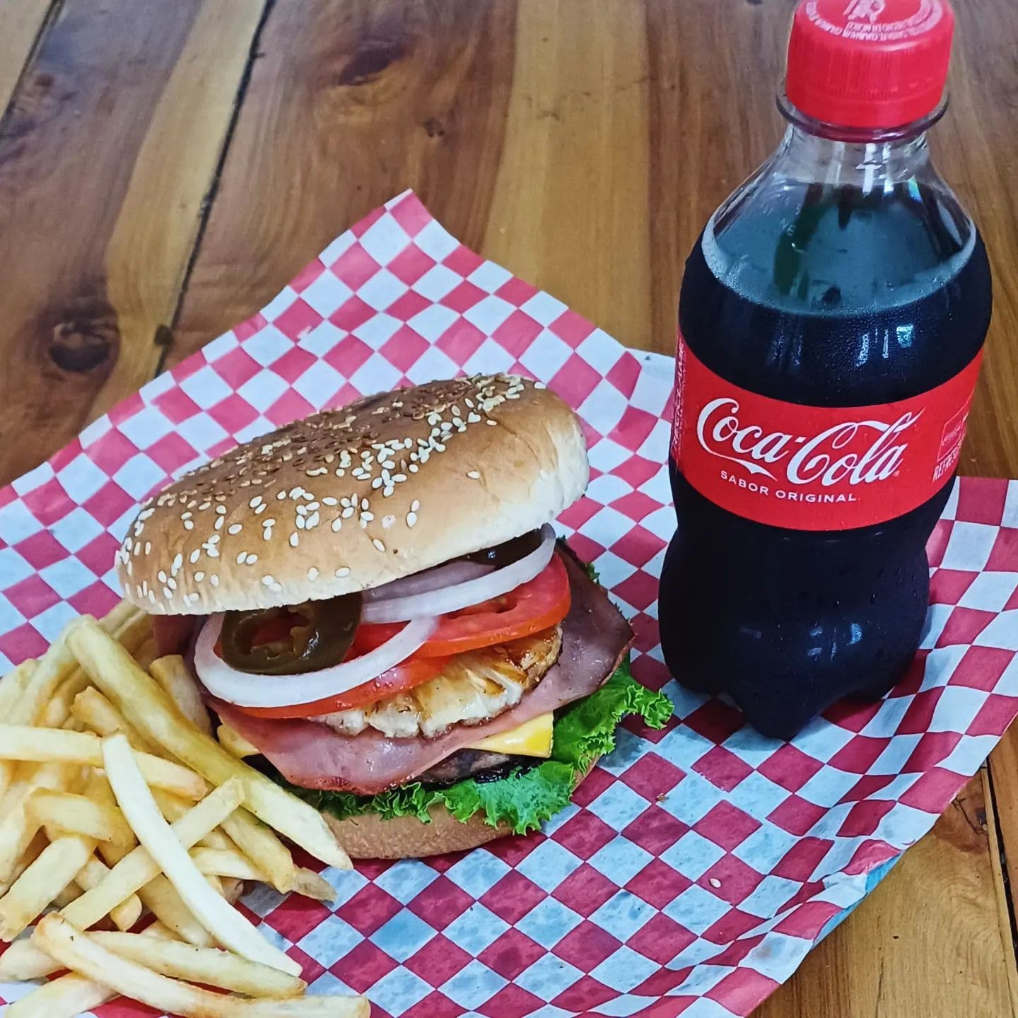 Combo Hamburguesa Hawaiana