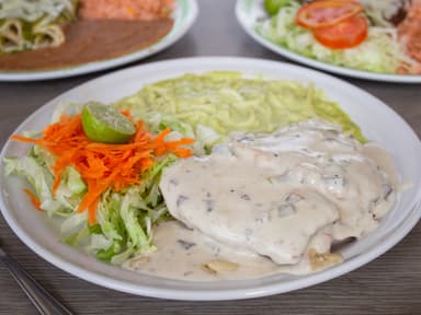 Milanesa de Pollo a La Plancha Rellena