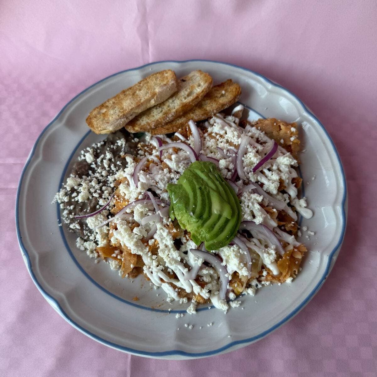 Chilaquiles Rojos