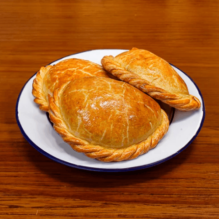 Empanada de Pollo *