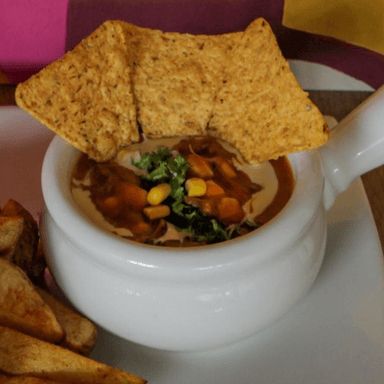 SOPA ESPECIAL DE TOMATE + PAPAS RUSTICAS