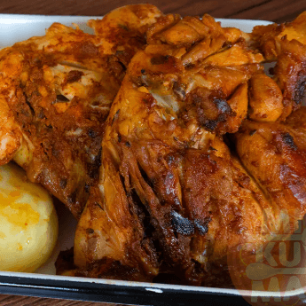 Pollada con Chaufa y Papa Frita